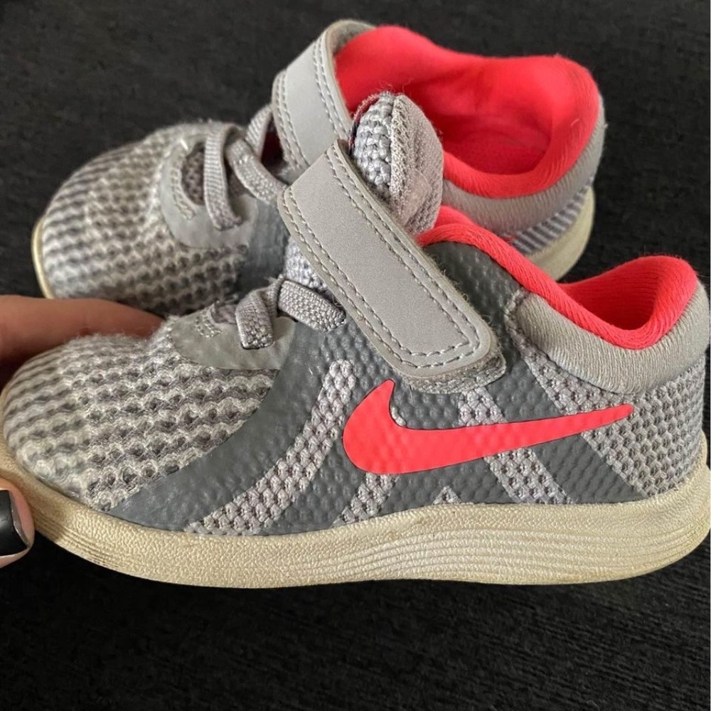 Toddler Nike shoes